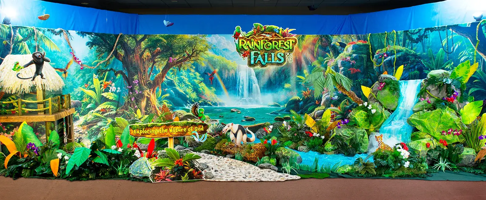 vbs26-rainforestfalls-decor-main-set
